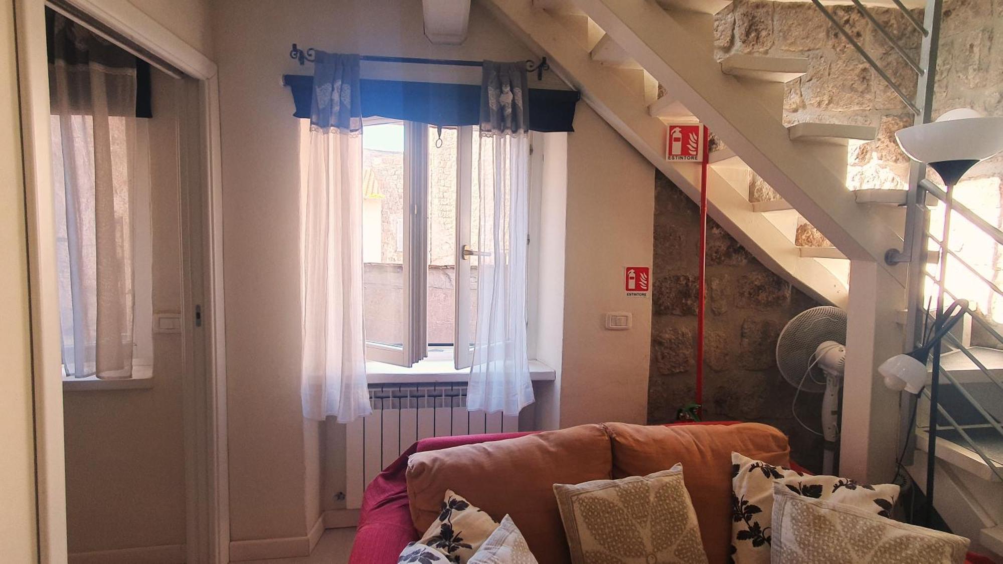 Sotto Le Stelle Home - Una Baita In Citta Viterbo Luaran gambar